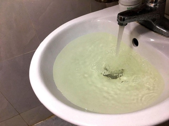 Chậu rửa mặt bị nghẹt do nhiều nguyên nhân