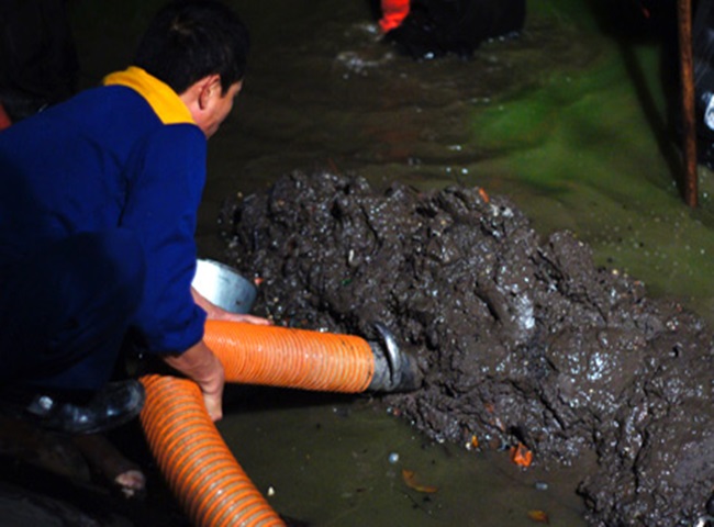 Thợ vận chuyển bùn vi sinh Hậu Giang đầy kinh nghiệm