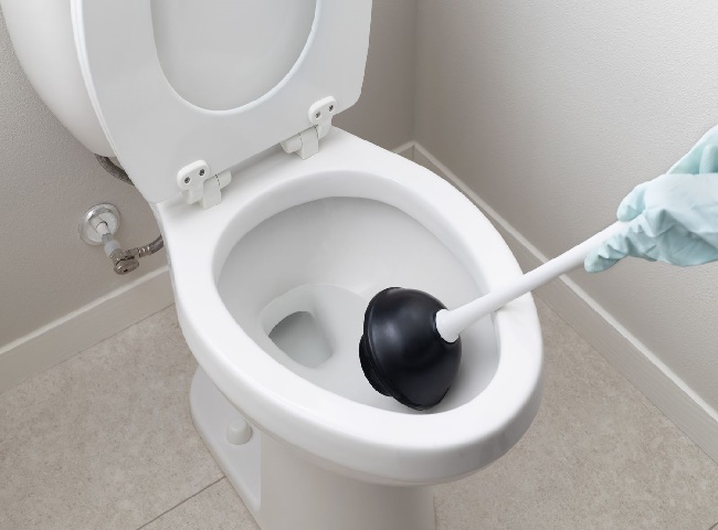 Đơn vị th&ocirc;ng bồn cầu quận 2 Tiến Ph&aacute;t cam kết hiệu quả đến 99,9%