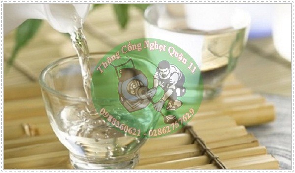 Một số c&aacute;ch th&ocirc;ng nghẹt bồn rửa ch&eacute;n hiệu quả