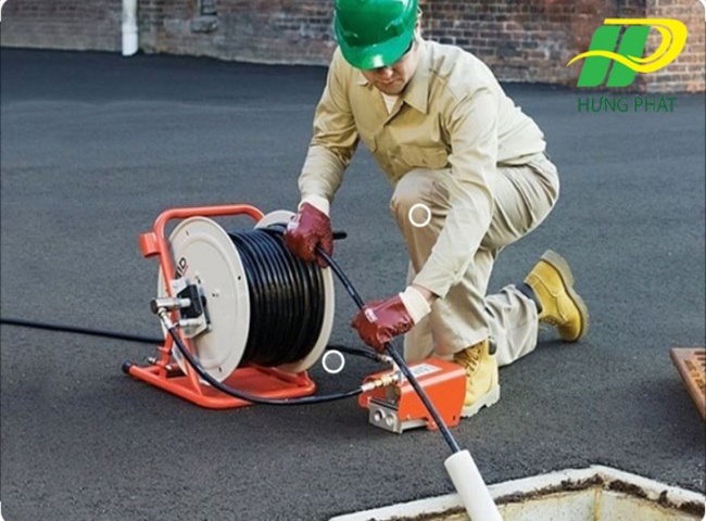 C&aacute;ch th&ocirc;ng hầm r&uacute;t nước thải bằng c&aacute;ch th&ocirc;ng h&uacute;t định kỳ
